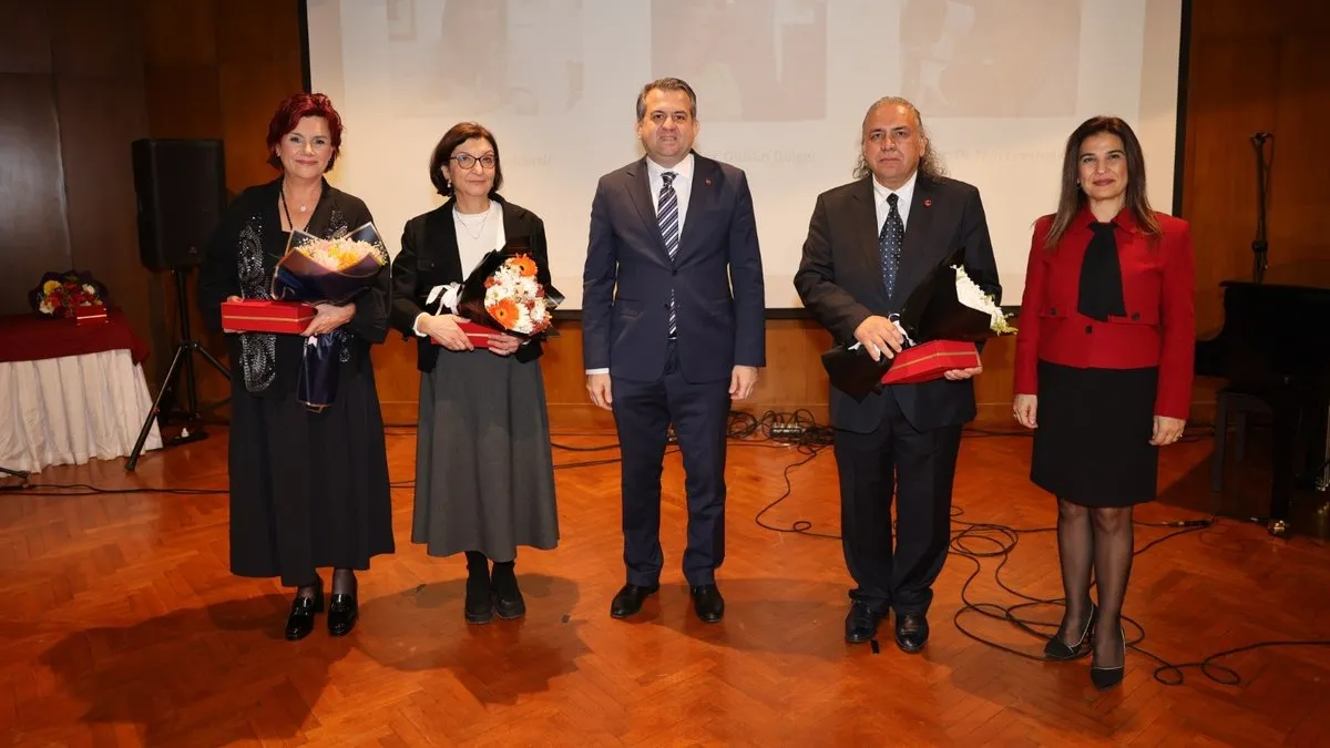 Umudun Adı Öğretmen