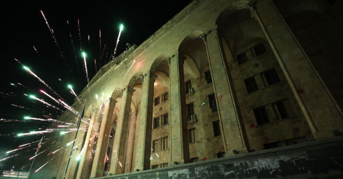 Protestoların 14. günü: Gürcistan’da AB yanlısı gösterilerde parlamento seçimlerinin yenilenmesi istendi