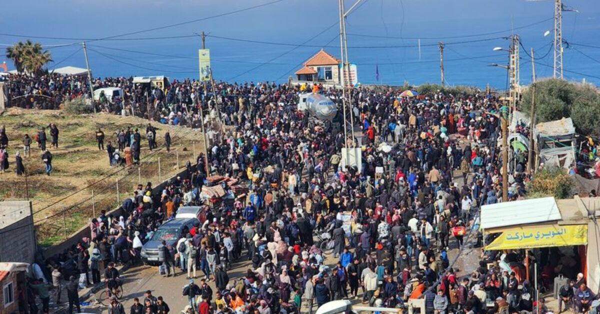 Gazzeliler dönüş yolunda: Evine dönmek isteyen Filistinlilerin bekleyişi sürüyor