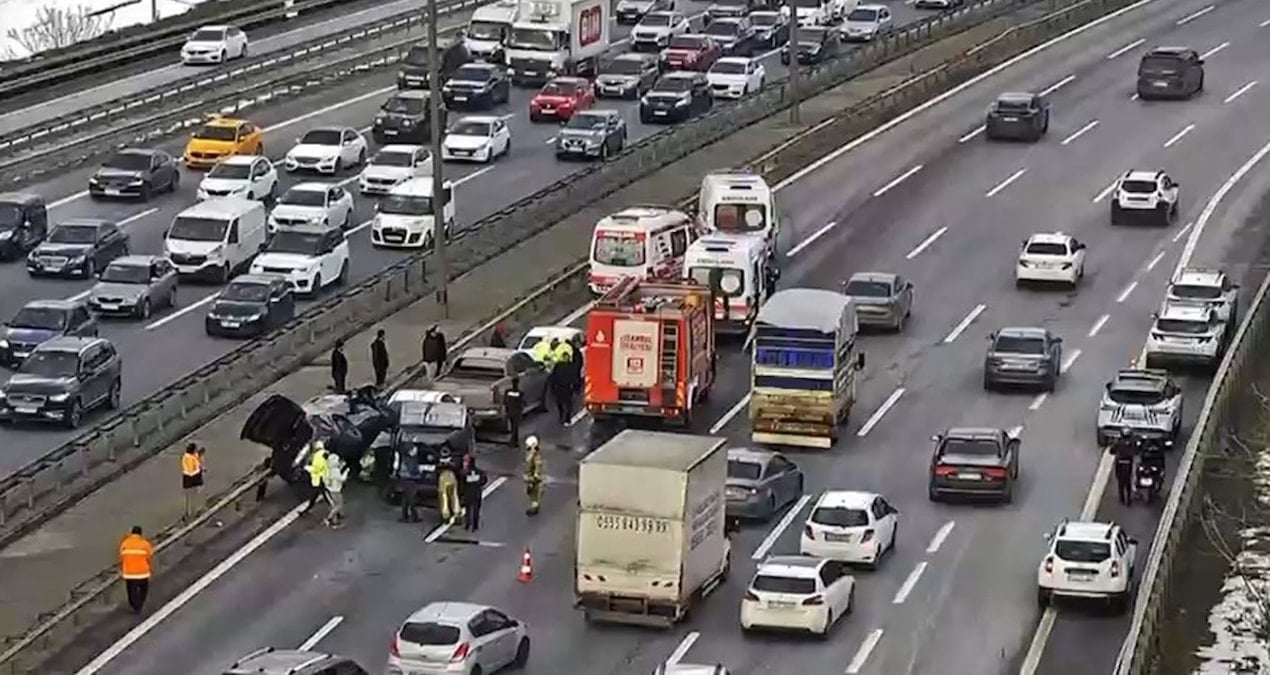 TEM’de zincirleme kaza: Yaralılar var