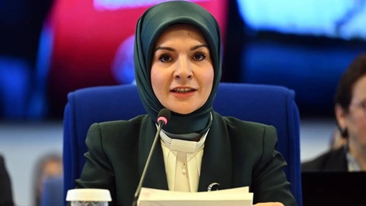 Bakan Göktaş’tan Berlin’deki ilk kuşak Türk ailelerine ziyaret