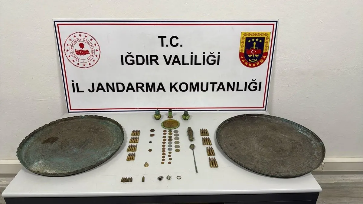 Iğdır’da tarihi eser kaçakçılığı operasyonu! Bir şüpheli yakalandı, çok sayıda eser ele geçirildi