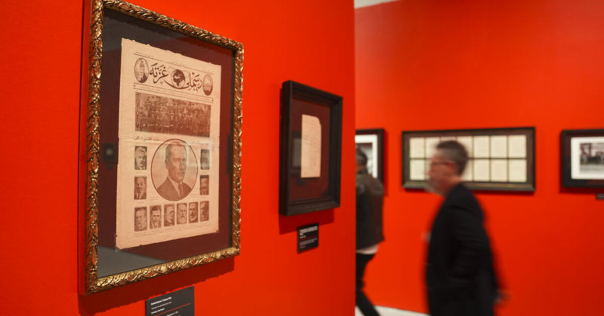 Karanlıkta Akan Bir Yıldız: Mustafa Kemal Atatürk sergisi açıldı